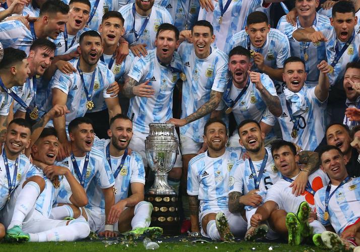 阿根廷两分险胜巴西夺冠的相关图片